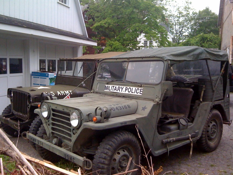 Vds 1942 jeep early Ford Script + M151A1
