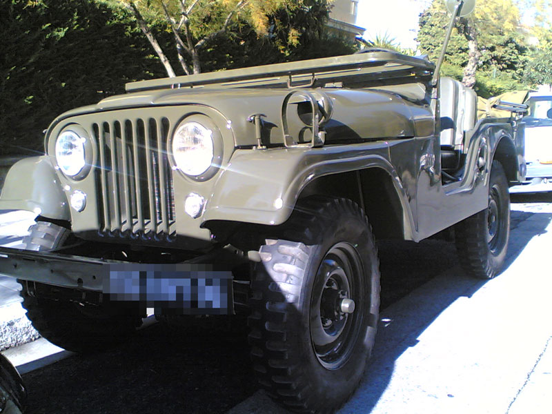 Jeep Willys M606A3, vue avant
