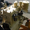 Bloc moteur en cours de remontage, vue 4